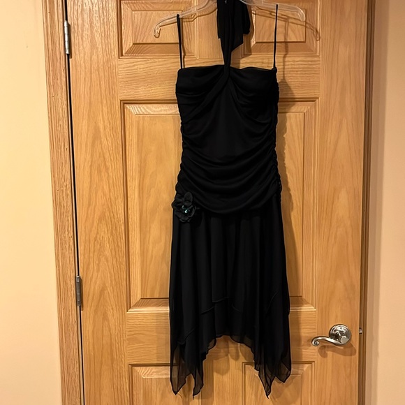 Windsor black sharkbite halter dress - Picture 1 of 13